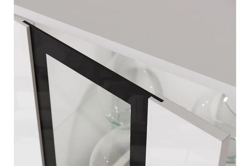 Gamal Highboard - Svart - Products - Förvaring - Skåp - Förvaringsskåp