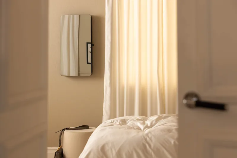 Rogue Smyckesskåp med Spegel - Vit - Products - Förvaring - Småförvaring - Smyckesförvaring - Smyckesställ & smyckesskrin