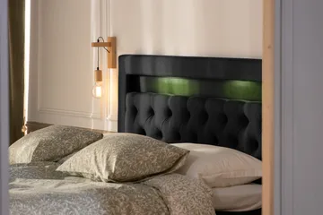 Alessia Komplett Sängpaket med Förvaring LED-belysning 160x200 cm - Svart - Products - Möbler - Säng - Säng med förvaring