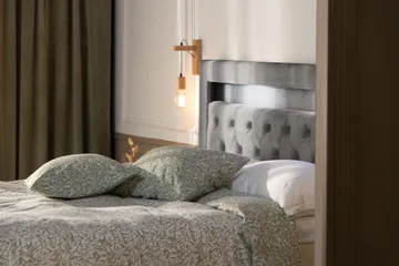 Alessia Komplett Sängpaket med Förvaring LED-belysning 180x200 cm - Grå / Ljusgrå - Products - Möbler - Säng - Säng med förvaring