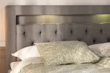 Alessia Komplett Sängpaket med Förvaring LED-belysning 180x200 cm - Grå - Products - Möbler - Säng - Säng med förvaring