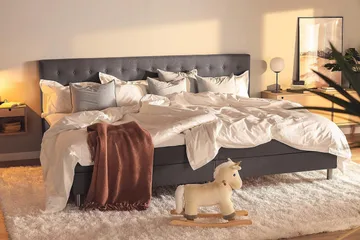 Ella Familjesäng 280x200  cm - (+Fler val) Mörkgrå - Products - Möbler - Säng - Kontinentalsäng