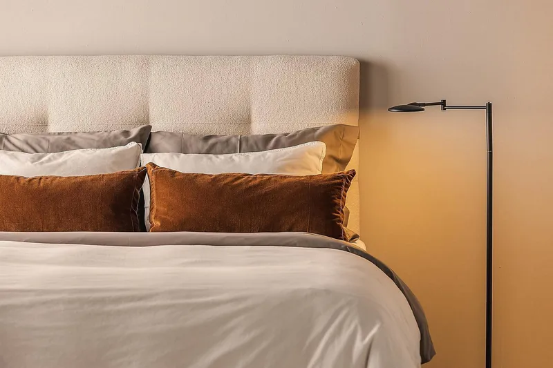 Oslo Lyx Sängpaket Kontinentalsäng 120x200 cm - Ljusbeige - Products - Möbler - Säng - Kontinentalsäng