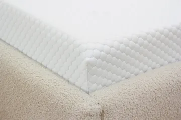 Teddy Komplett Sängpaket Sängram med Madrass 180x200 cm - Beige - Products - Möbler - Säng - Komplett sängpaket