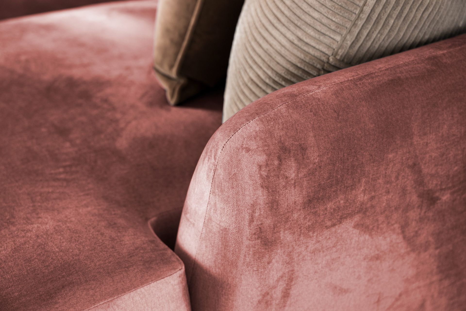Trend 4-sits Vänstervänd L-formad Schäslongsoffa i Sammet - Rosa - Products - Möbler - Soffa - Divansoffa & schäslongsoffa - 4 sits soffa med divan