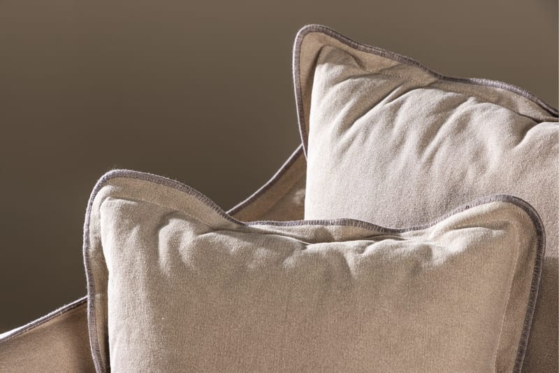 Oskarshamn Soffa 3-sits - Brun - Products - Möbler - Soffa - 3 sits soffa