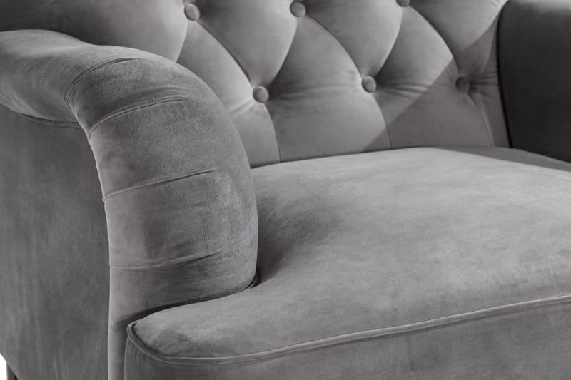 Howard Riviera Soffgrupp Svängd 3-sits + 2-sits Soffa + Fåtölj + Fotpall i Sammet - Ljusgrå - Products - Möbler - Soffa - Soffgrupp - Howard soffgrupp