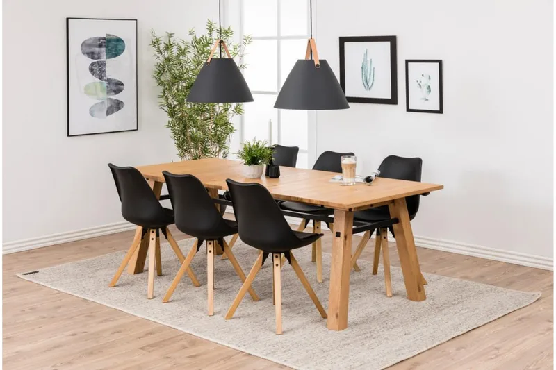 Andros Matstol & köksstol med träben - Svart - Products - Möbler - Fåtölj & stolar - Matstol & köksstol