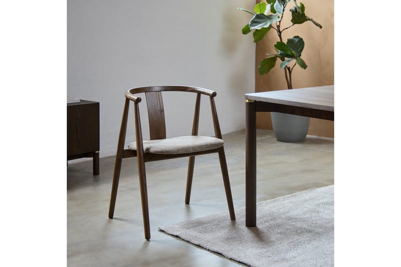 Cytie Karmstol - Brun - Products - Möbler - Fåtölj & stolar - Karmstol