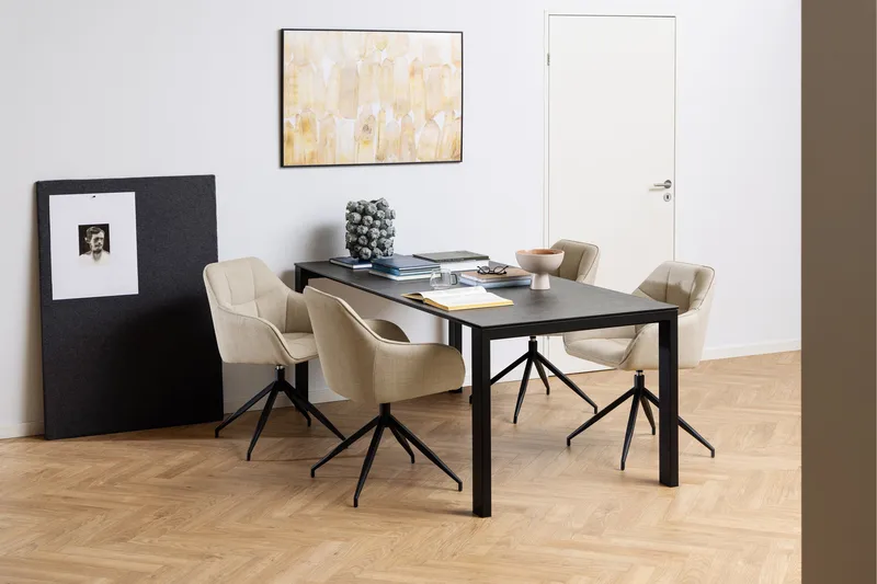 Harford Karmstol - Ljusbeige - Products - Möbler - Fåtölj & stolar - Karmstol