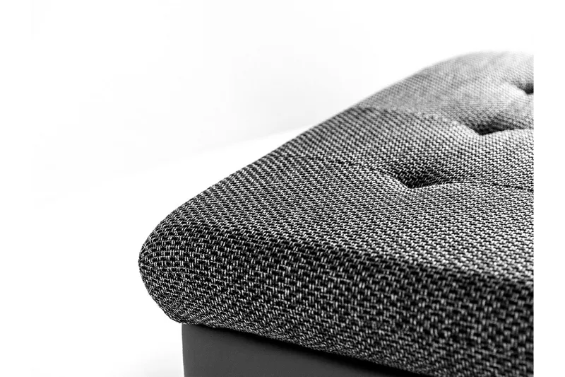 Dynir Fotpall 70 cm - Vit/Svart - Products - Möbler - Fåtölj & stolar - Pall & puff - Fotpallar