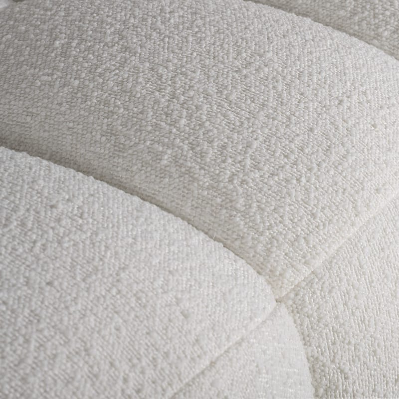 Fotpall Bill Bullig i Bouclé - Beige - Products - Möbler - Fåtölj & stolar - Pall & puff - Fotpallar