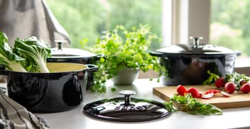 Gjutjärnsgryta Sabor 4,4 L - Svart - Products - Servering & matlagning - Gryta & kastrull - Gryta