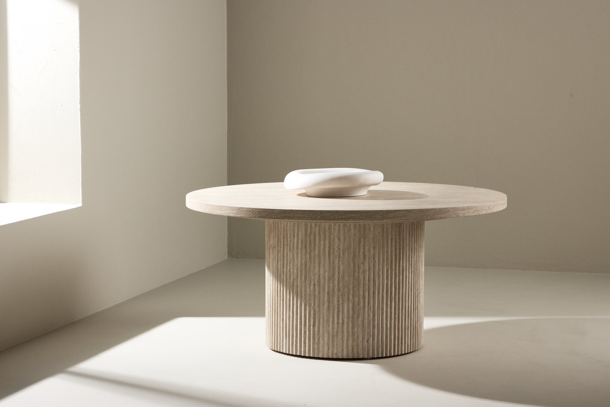 H�r�n sohvap�yt� �80 - Beige travertiini