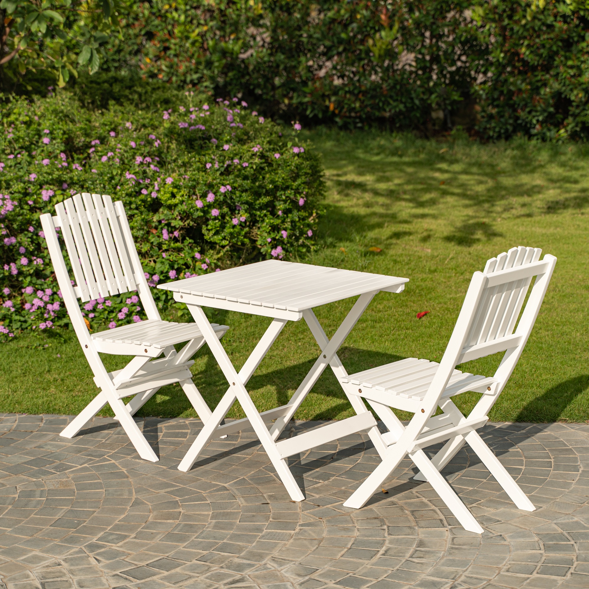 Hav�ng valkoinen ulkokalusteryhm�; 2 tuolia ja p�yt�