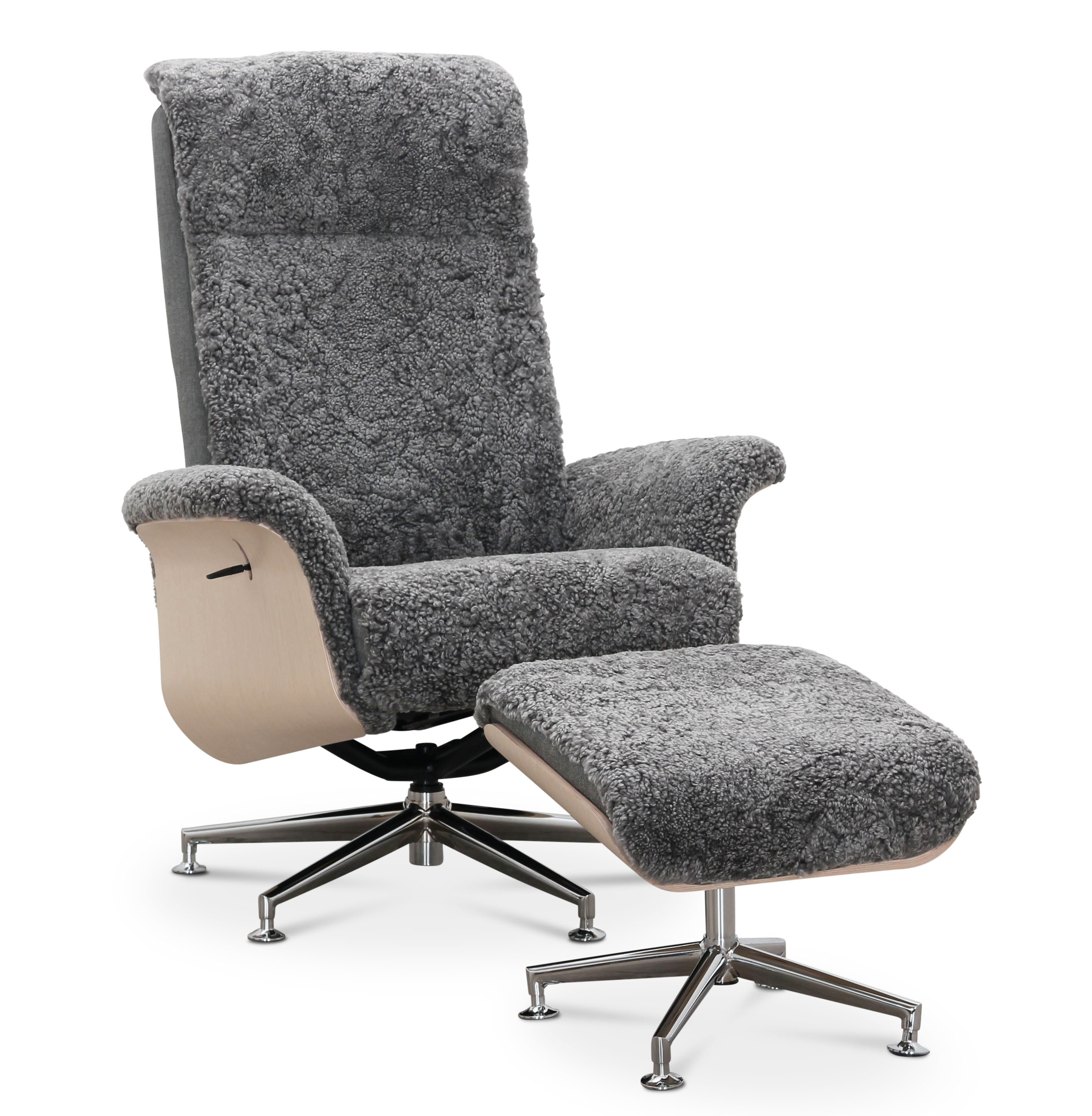 Lampaannahkainen nojatuoli rahilla harmaa/valkoinen - Ulla Lampaannahkainen nojatuoli rahilla harmaa/valkoinen - Ulla