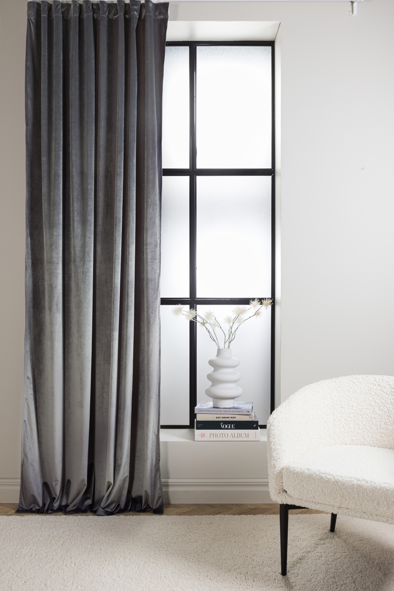 Magdalena verho 135x250 cm - Harmaa Magdalena verho 135x250 cm - Harmaa