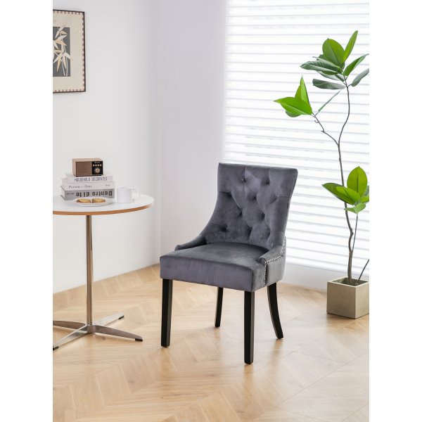 Tuva-tuoli Cleopatra (Selkäkahva) - Harmaa Sametti | Mustat jalat Tuva-tuoli Cleopatra (Selkäkahva) - Harmaa Sametti | Mustat jalat