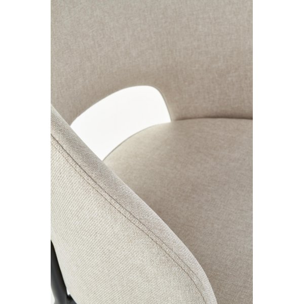 Beige tuoli mustilla jaloilla - Cadeira