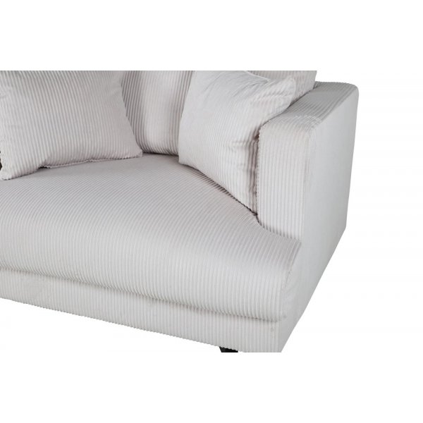 Hedlunda nojatuoli - beige vakosametti Hedlunda nojatuoli - beige vakosametti