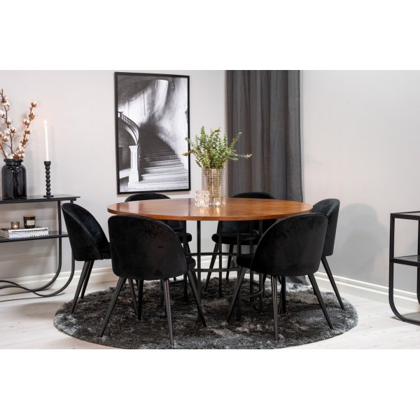 Laholm ruokapöytä 140 cm - Ruskea Laholm ruokapöytä 140 cm - Ruskea