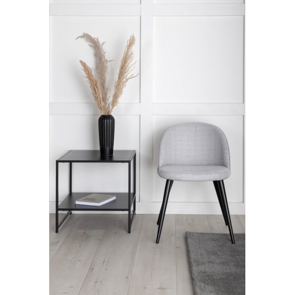 Alice ruokatuoli - Vaaleanharmaa kangas Alice ruokatuoli - Vaaleanharmaa kangas