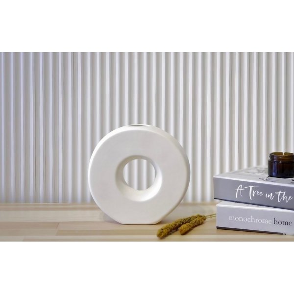 Rado maljakko - valkoinen Rado maljakko - valkoinen