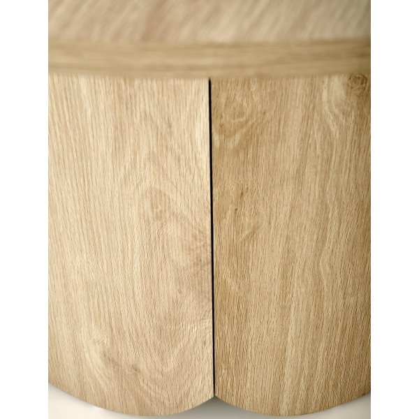 Hugo pyöreä ruokapöytä Ø120 cm - Tammi Hugo pyöreä ruokapöytä Ø120 cm - Tammi