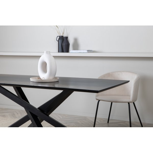 Piazza ruokap�yt� 180 x 90 cm - Musta