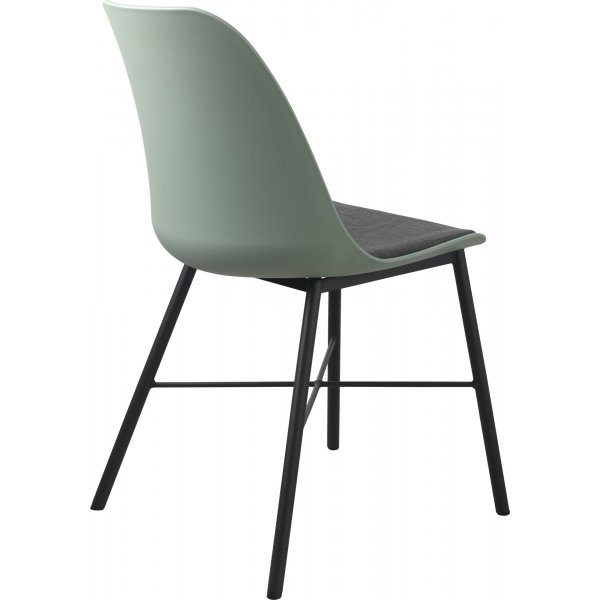 Oman vaaleanvihreä tuoli istuintyynyllä Oman vaaleanvihreä tuoli istuintyynyllä