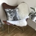 Asiakaskuva Lepakkomainen Trendens-nojatuoli - Ruskea nahka / messinki