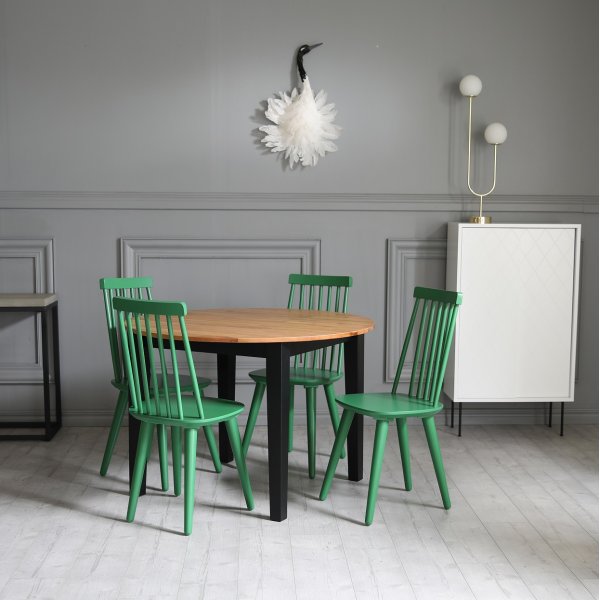 Vihreä nastatuoli RAL6001 + Huonekalujen tekstiilien hoito Vihreä nastatuoli RAL6001 + Huonekalujen tekstiilien hoito