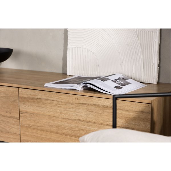 Frihamn TV-taso - Tammi