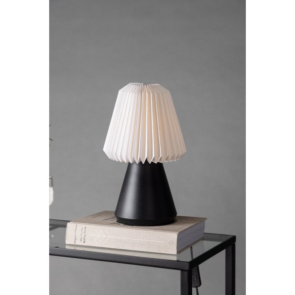 Fj�llen p�yt�valaisin - musta/valkoinen