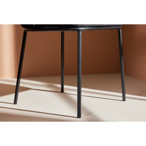 Edina ruokapöydän tuoli - musta Edina ruokapöydän tuoli - musta