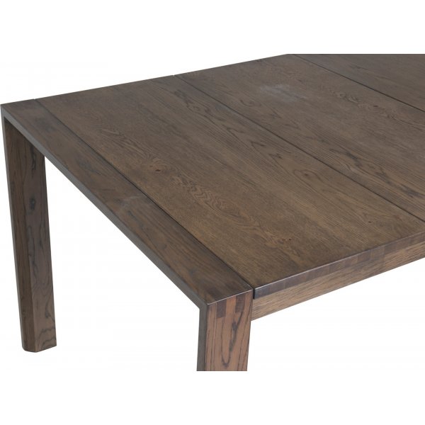 Linnan jatkopöytä 170-250 cm - Tumma tammi Linnan jatkopöytä 170-250 cm - Tumma tammi