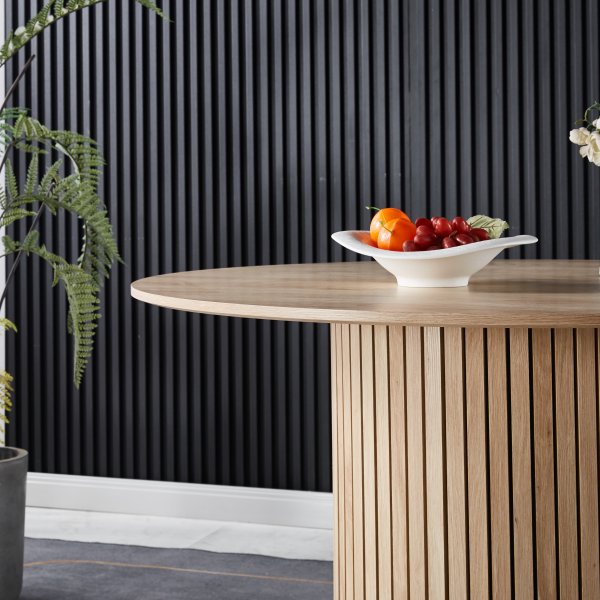 Ludvig pyöreä ruokapöytä 120 cm tammi Ludvig pyöreä ruokapöytä 120 cm tammi