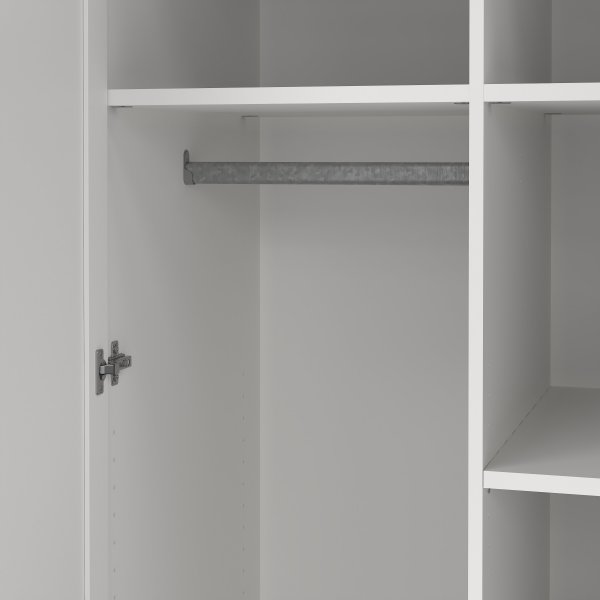 Pohjoismainen vaatekaappi kahdella ovella