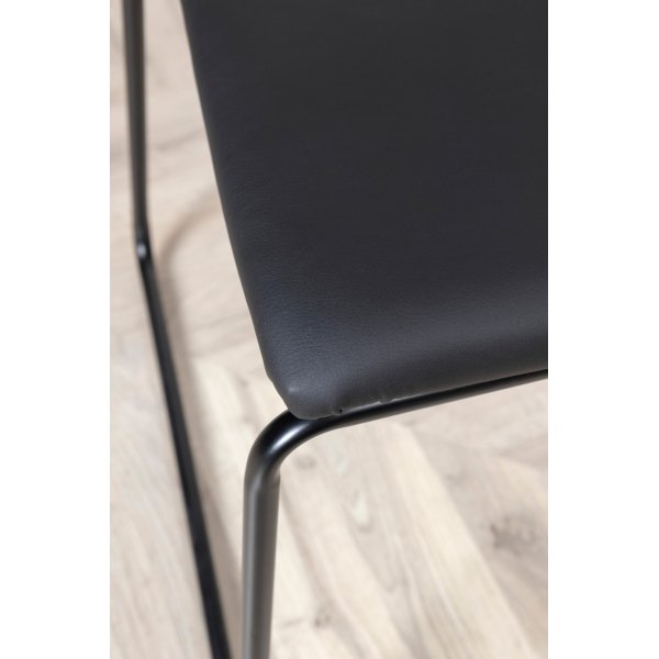 Frequency tuoli - musta PU Frequency tuoli - musta PU