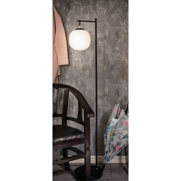 Rille-lattiavalaisin - Musta/opaalivalkoinen Rille-lattiavalaisin - Musta/opaalivalkoinen