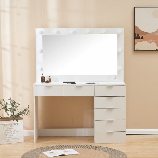 Meikkipöytä valaistuksella ja säilytystilalla / Gigi Meikkipöytä valaistuksella ja säilytystilalla / Gigi