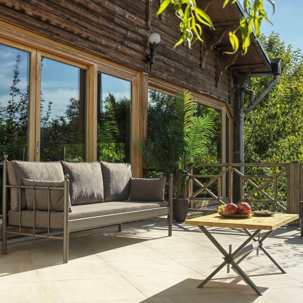 Lalas 3-istuttava ulkosohva - ruskea + Huonekalujen tekstiilien hoito Lalas 3-istuttava ulkosohva - ruskea + Huonekalujen tekstiilien hoito