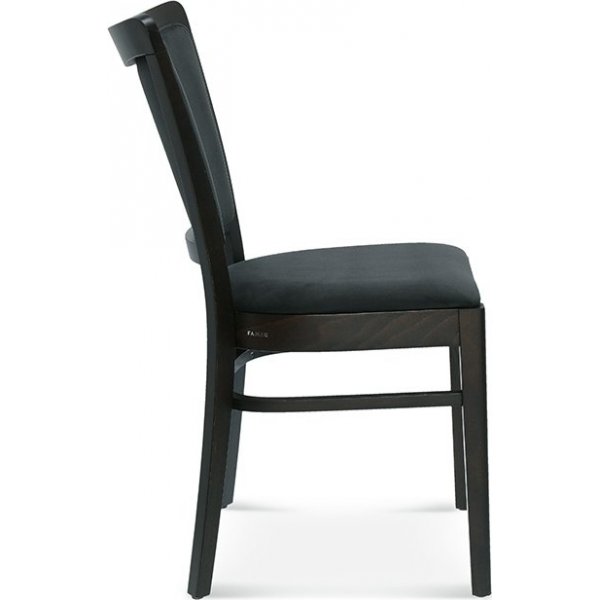 Mukava ruokatuoli - valinnainen verhoilun ja rungon v�ri