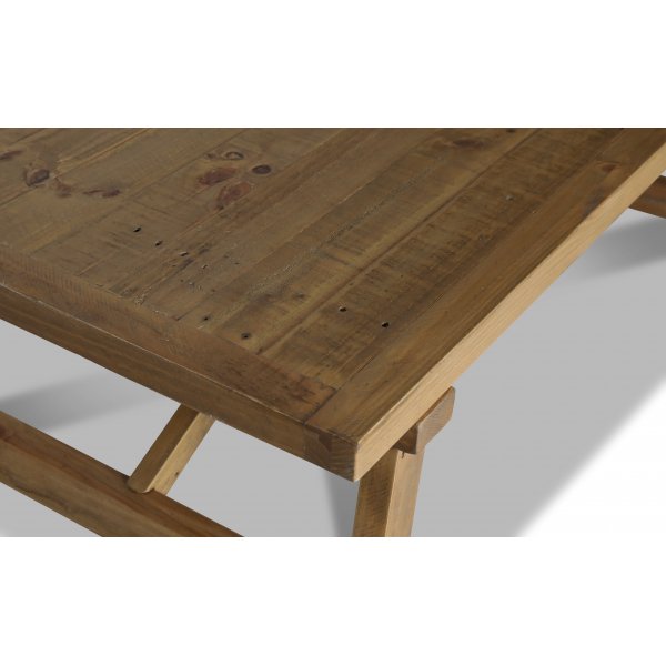 Woodforge vintage -ruokapyt kierrtyspuusta