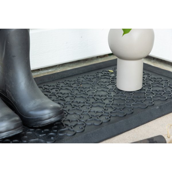 Gunnar-ovimatto 45 x 75 cm - Musta Gunnar-ovimatto 45 x 75 cm - Musta