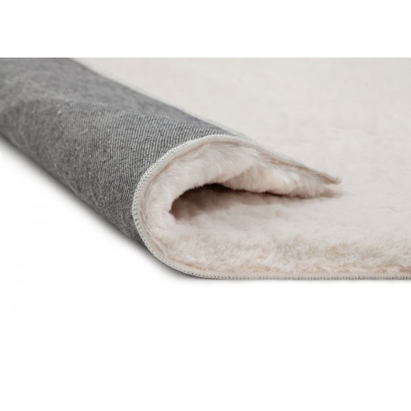 Ryamatta Larissa - Luonto