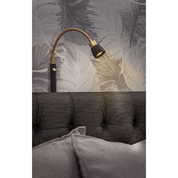 Eketorp yöpöytävalaisin - Musta/matta messinki Eketorp yöpöytävalaisin - Musta/matta messinki