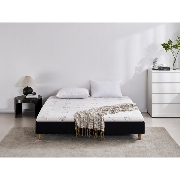 Luonnonlateksipatja Luonnonlateksipatja