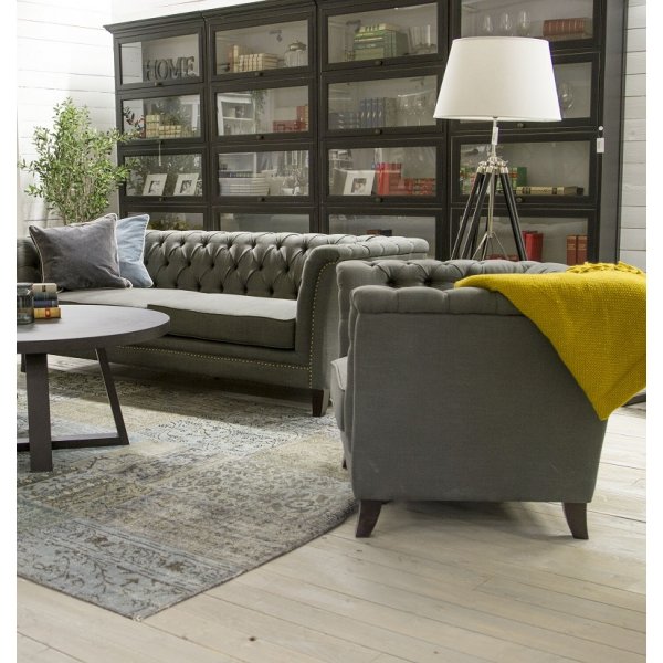 Kahden ja puolen istuttava Lexington-sohva - Valitse värisi! Kahden ja puolen istuttava Lexington-sohva - Valitse värisi!