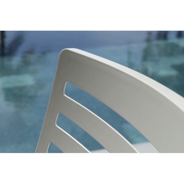 Portaalit ruokailuryhmä 1 - Valkoinen/tiikki Portaalit ruokailuryhmä 1 - Valkoinen/tiikki